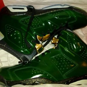 Air retro jordans 6 size 10.5 (champagne) DS